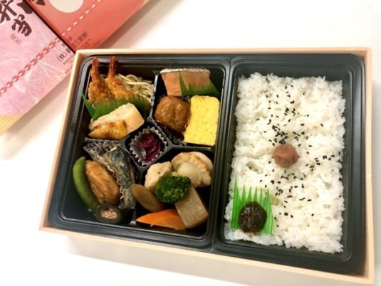 仕出し弁当 ①